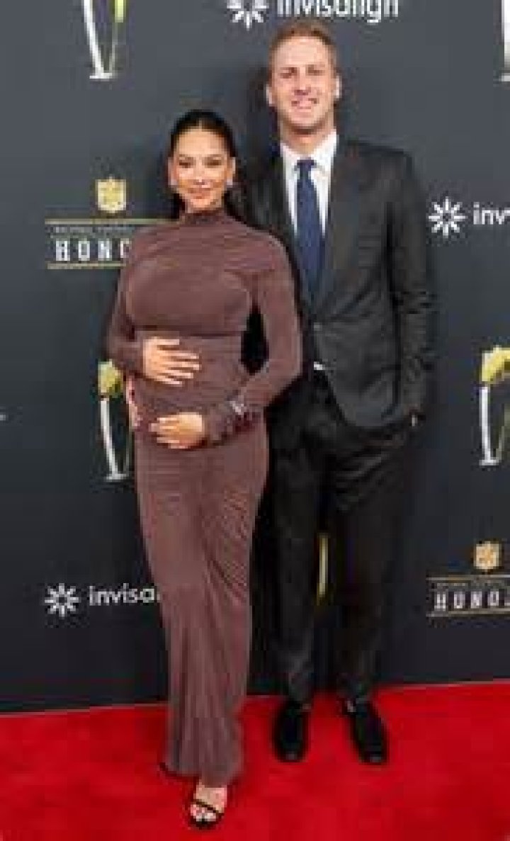A Deep Dive Into Jared Goff's Wife's Net Worth