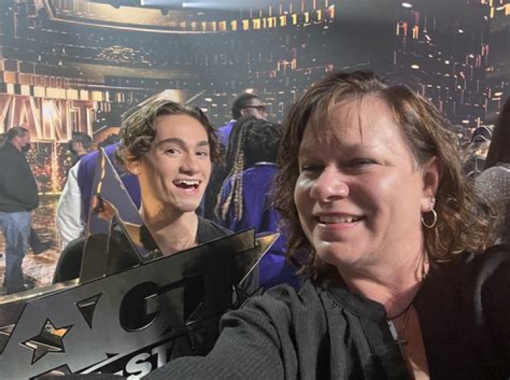 Aidan Bryant AGT, Bio, Wiki, Age, Height, Family, Girlfriend, and Net Worth ·