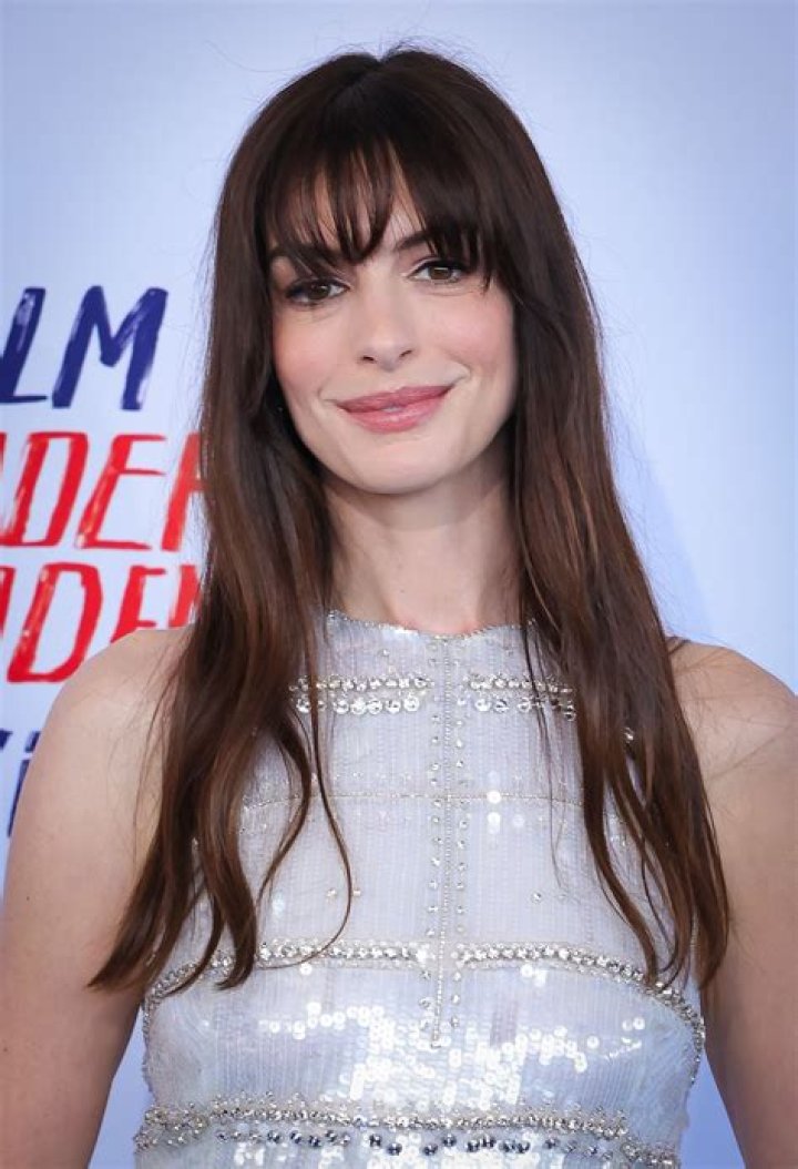 Anne Hathaway on Rio 2: 'You're just jumping around like an idiot trying to make it sound good' - vi