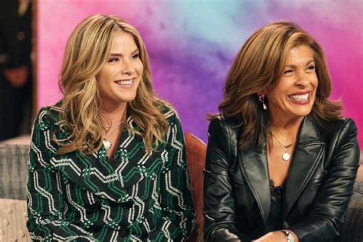 Discover & Explore Height Of Iconic TV Personality, Hoda Kotb