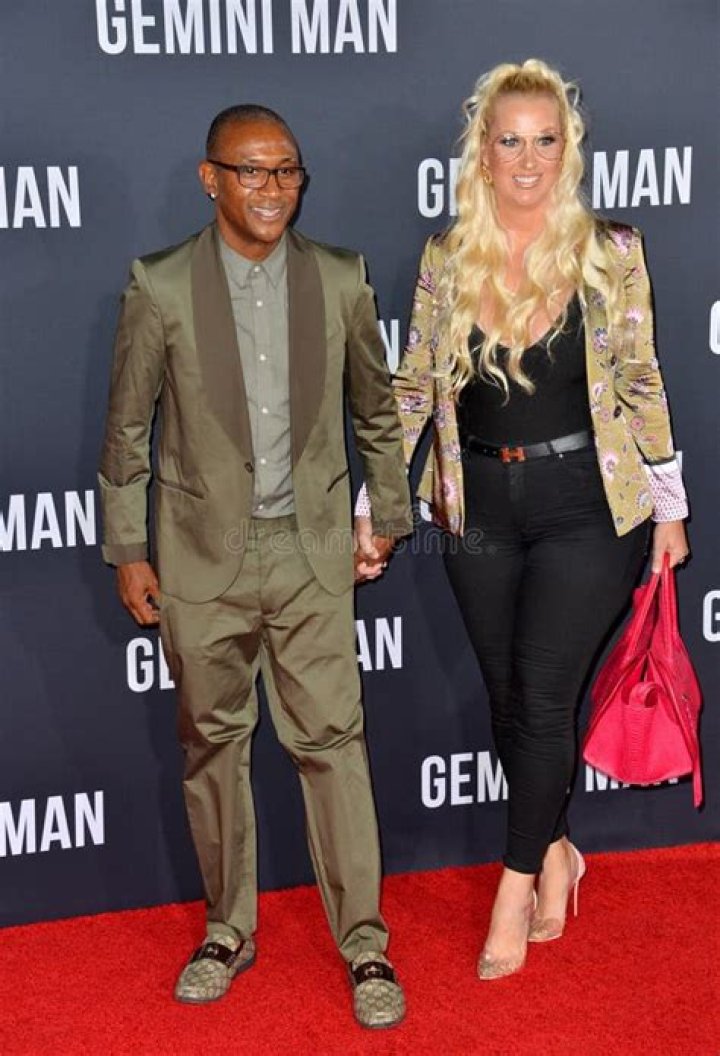 Discover The Secrets Of Tommy Davidson's Wife