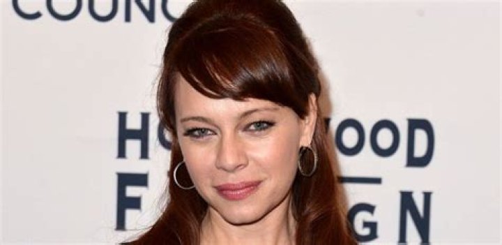EchoVibe | Melinda Clarke Biography