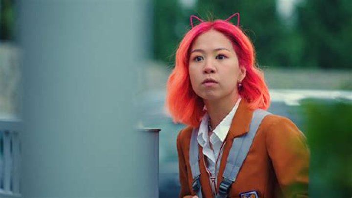 How Old Is Homa From Yolo House & Is She Leaving? Birthday & Age Details |