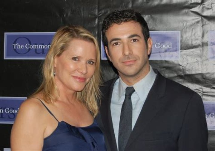 Is Ari Melber In A Relationship? Who Is His Partner?