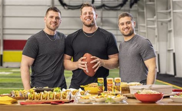 J.J. Watt Brothers: Meet T.J. Watt And Derek Watt