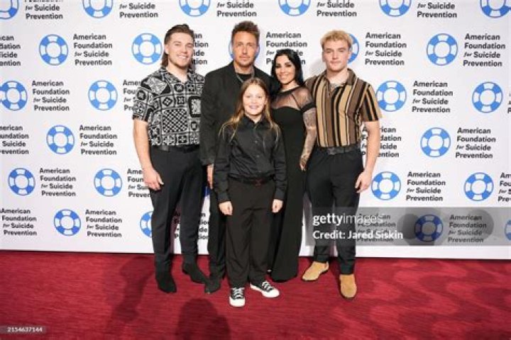 Jacoby Shaddixs Wife Kelly Shaddix: Age, Height, Bio, Net Worth!