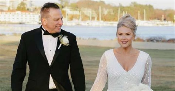 Jeffrey Roberts, Kimberly A Martin Husband, Age Gap Married Life |