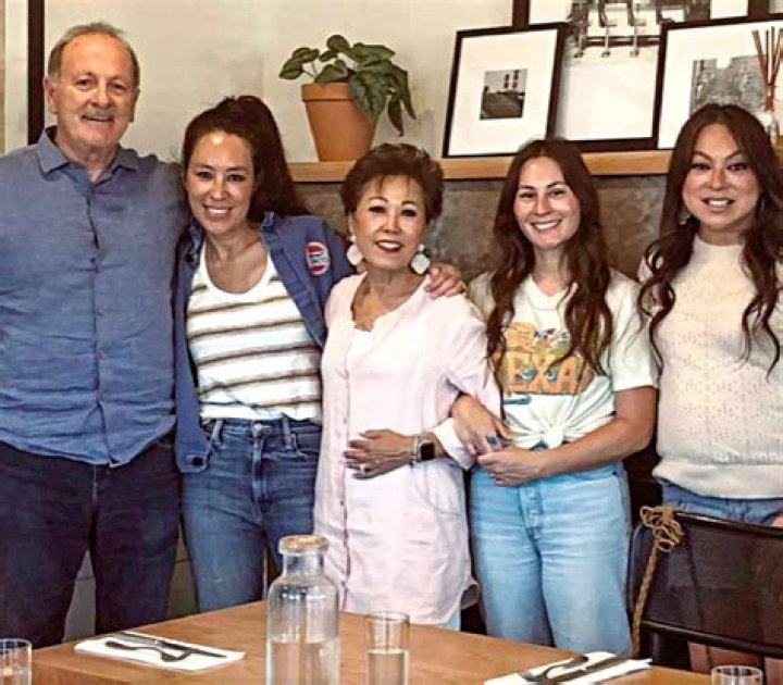 Joanna Gaines – Bio, Ethnicity, Age, Children, Parents, Siblings, Divorce