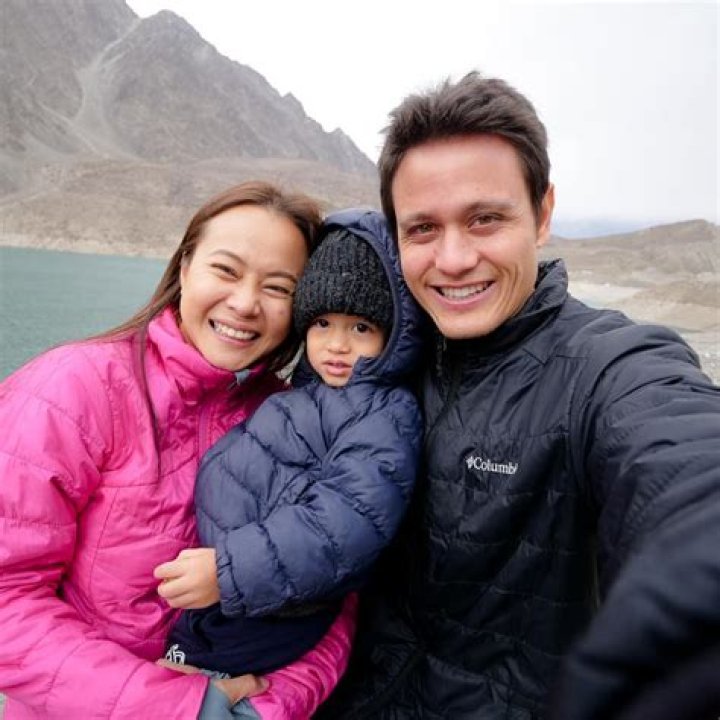 Mark Wiens – Biography, Wife, Parents, Family, Ethnicity, Salary