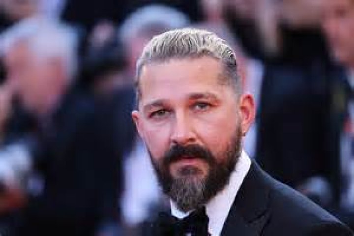 Robert De Niro and Shia LaBeouf to Play Father-Son Crime Duo in After Exile