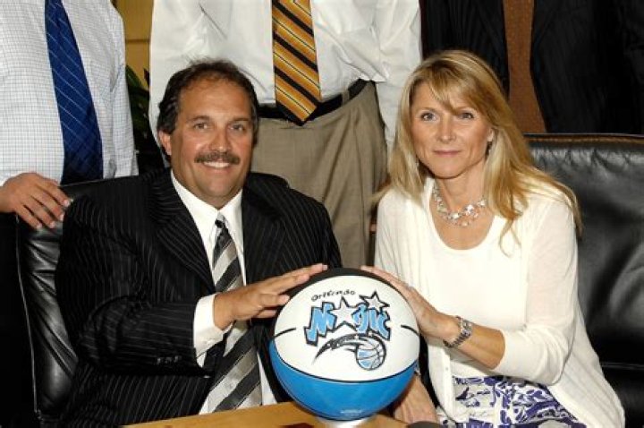 Stan Van Gundys Wife Kim Van Gundy With Whom He Has Made Massive Purchase