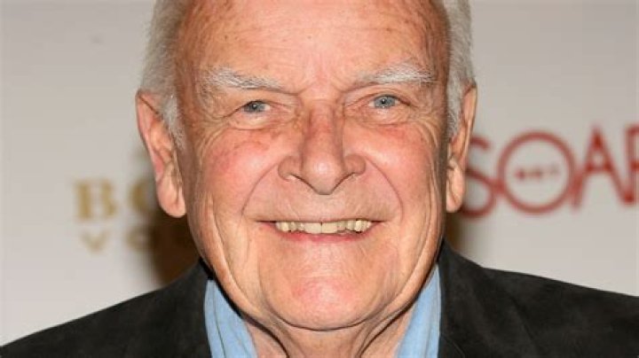 Stars From The Office You Didn't Know Died