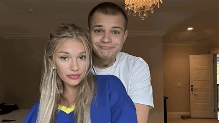 Steve-Os Girlfriend Made Him Eat His Own Skin Only 6 Months into Their Relationship