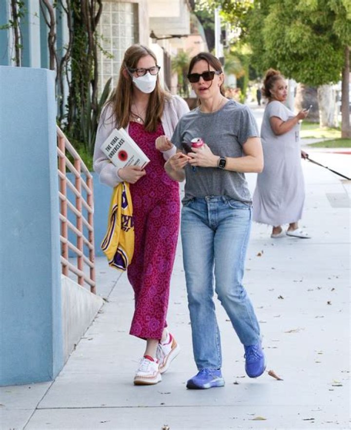 Uncover The Secrets Of Ben Affleck's Daughter, Violet
