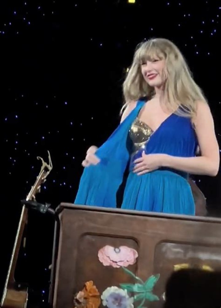 Uncover The Truth Behind Taylor Swift's Nipple Slip: Insights And Revelations