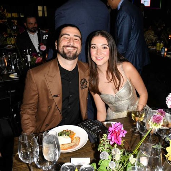 Unveiling The Unseen: Noah Kahan's Wife Revealed!