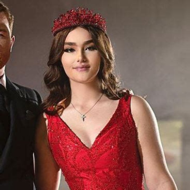 Who is Emily Cinnamon Alvarez? Wiki, Age, Net Worth, Siblings, Birthday |